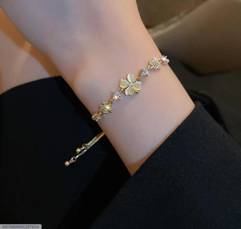 Elegant Gold-Plated Crystal Clover Bracelet for Women